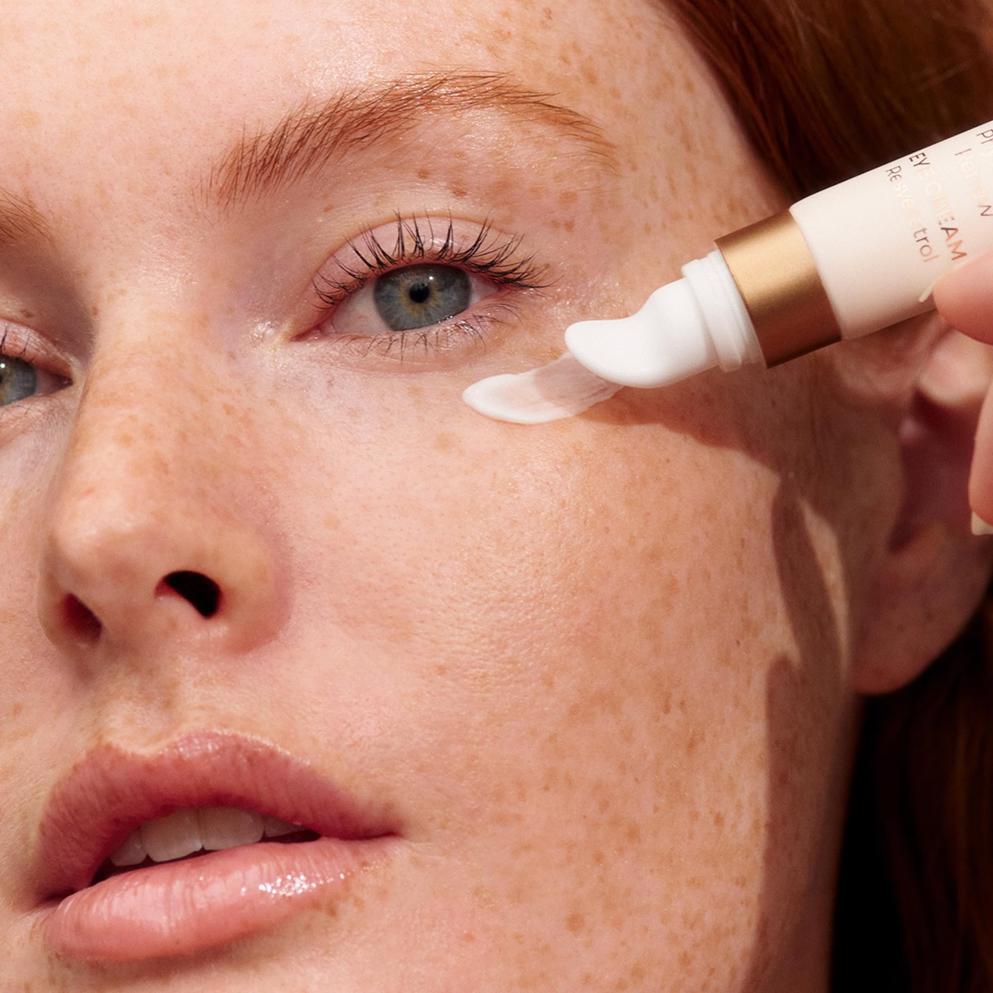 INIKA Organic Phytofuse Renew Eye Cream | Die ultimative Anti-Aging-Augencreme. Reduziert klinisch erwiesene Augenringe, feine Linien und spendet Feuchtigkeit und polstert die Haut auf. Alle