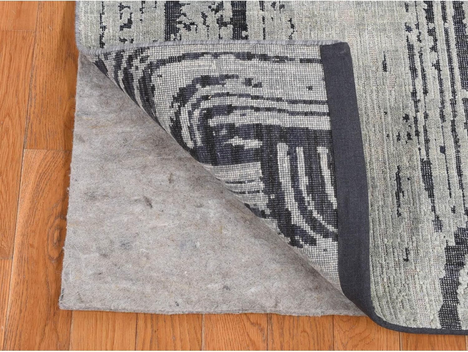 Cloud Gray The Cane Design Pure Silk with Textured Wool Hand Knotted Runner Oriental Rug (2'7"x8')