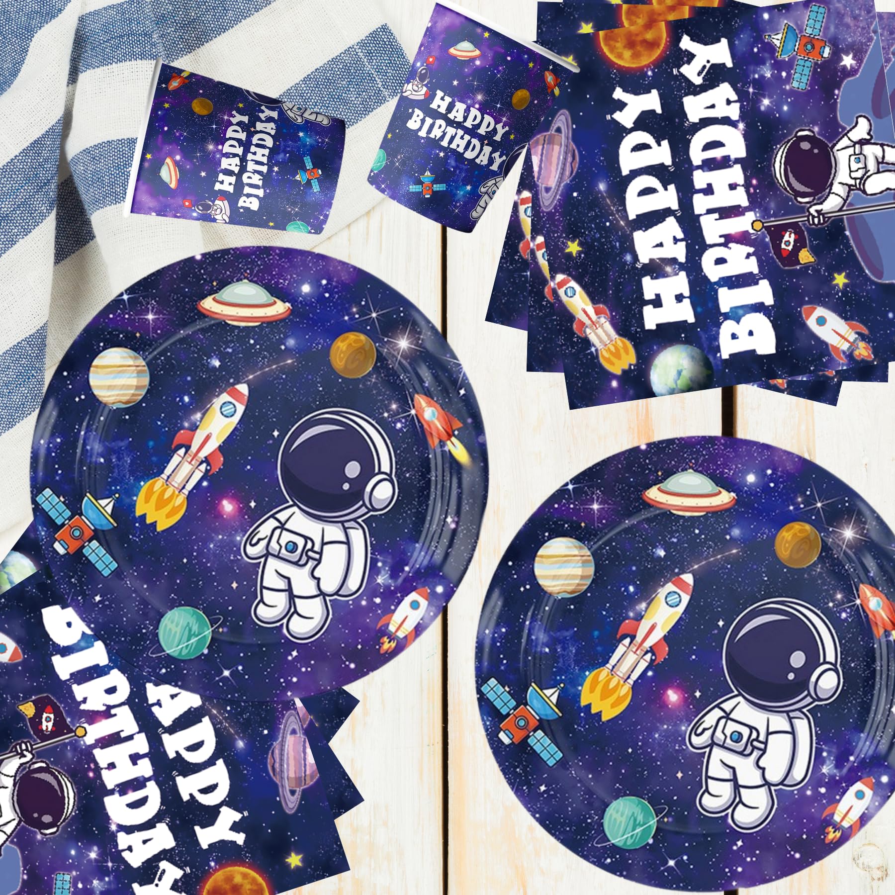 Set Stoviglie Tema Spazio Per 16 Ospiti - Piatti, Bicchieri E Tovaglioli Decorati Astronauta - Foto 3