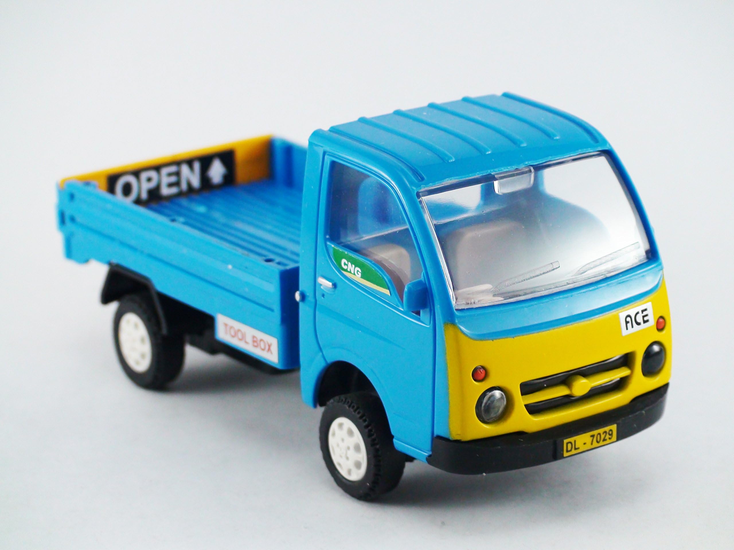 Centy Toys A Model Of Tata Ace CNG Cargo (Mini Truck)-From (Kidsshub) 13.7 X 5.3 X 6.4 cm, Weight: 160 g Blue