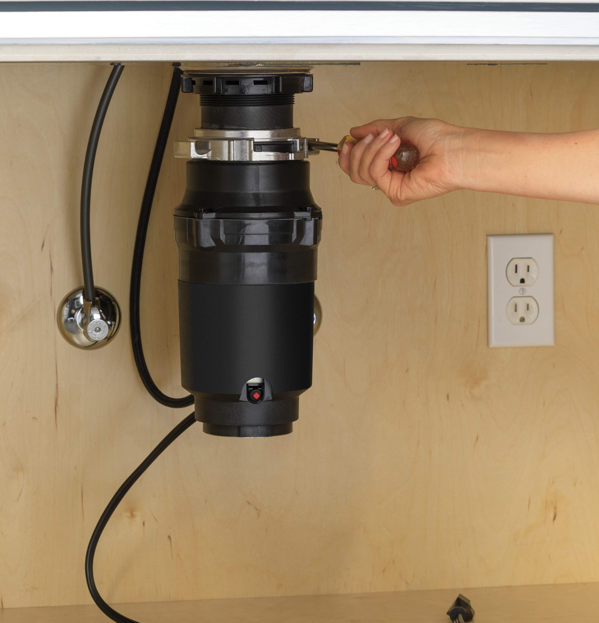 GE GFC525N Broyeur à Alimentation Continue 1/2 HP, Noir