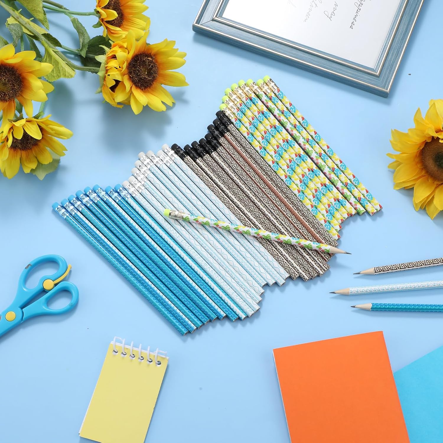 Tenceur 200 Pcs Hawaiian Ocean Themed Wooden Pencils with Erasers Bulk Summer Colorful Pencils Assorted Tropical Luau Party Favors for Teachers Classroom Rewards Supplies