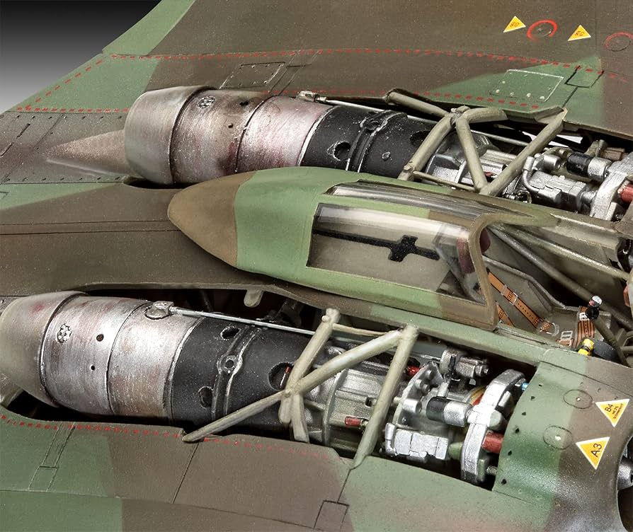 プラモデル完成機　1/48　ホルテン Amazon | ドイツレベル 1/48 ドイツ空軍 ホルテン GO229A-1