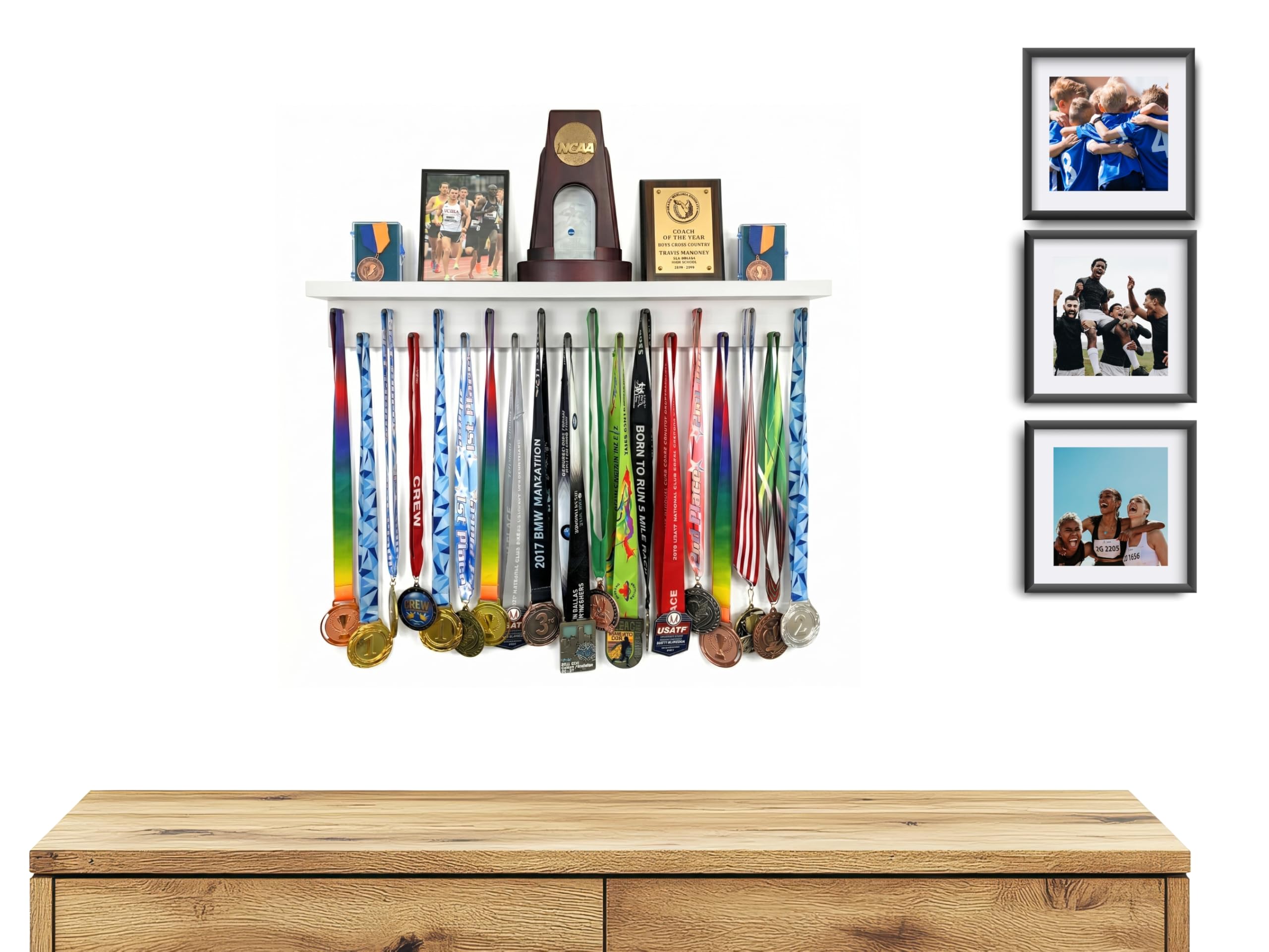 MedalAwardsRack Premier Medaillenhalter und Trophäenregal für Gymnastik, Fußball, Basketball, Fußball und mehr, 60 cm, Weiß