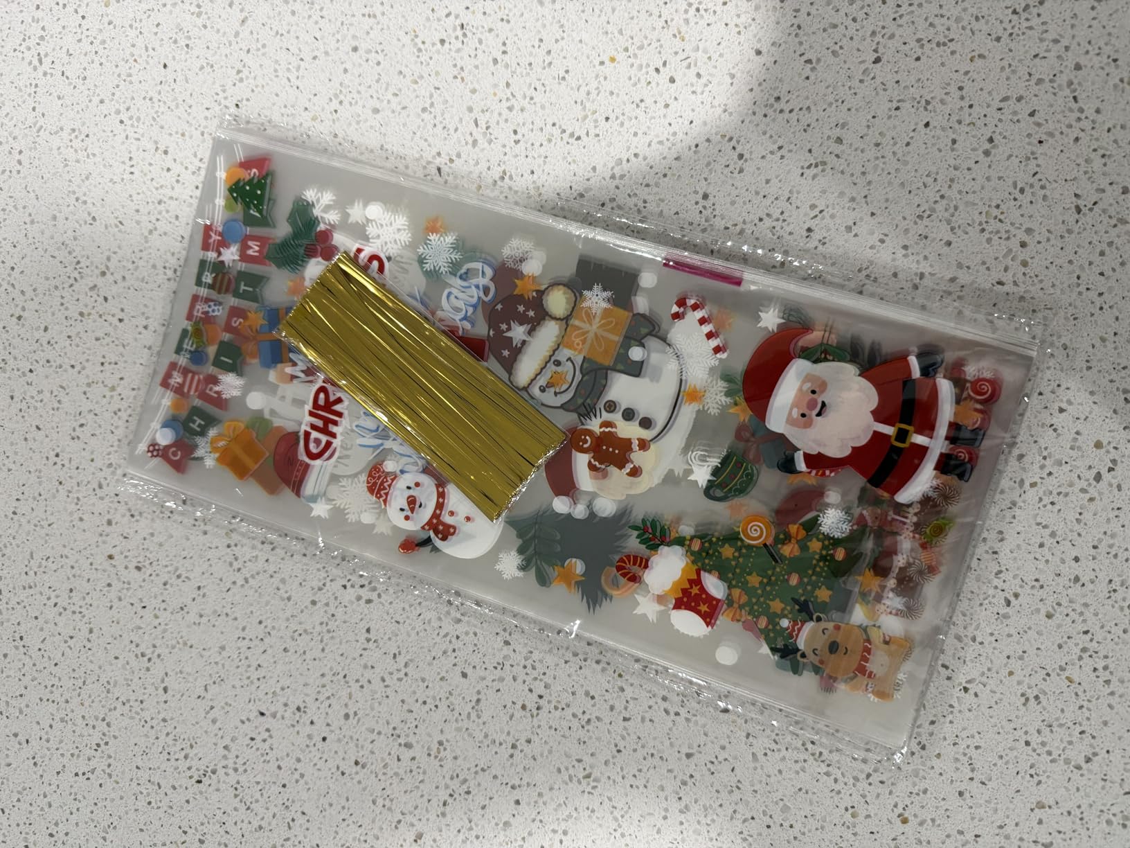 100 Pcs Christmas Cellophane Treat Bags with Ties, Santa Plastic Goodie ...