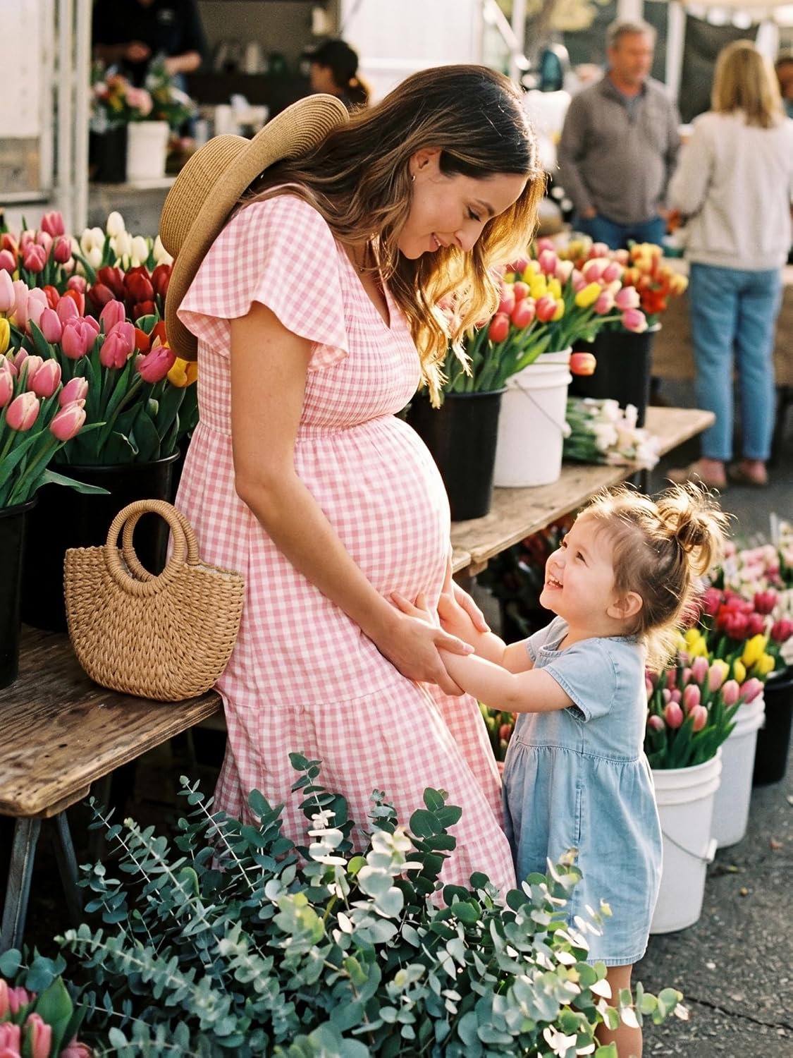 guruixu Swiss Dot Smocked Maternity Dress for Photoshoot and Baby Shower