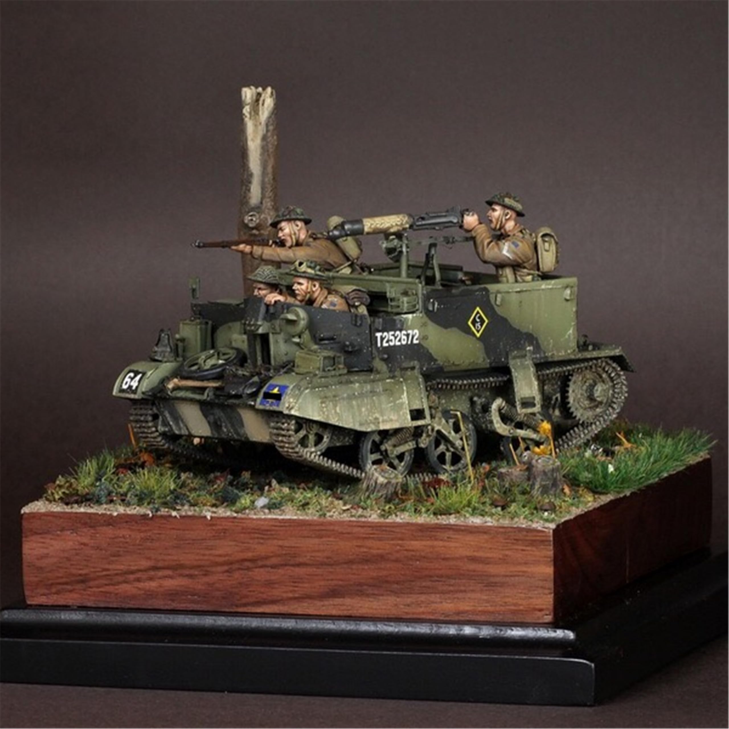 TRUEGRIS 1/35 WWII British Tank Soldier Resin Model Kit Unpainted and Unassembled (4 people, no tank) //k9w4J4
