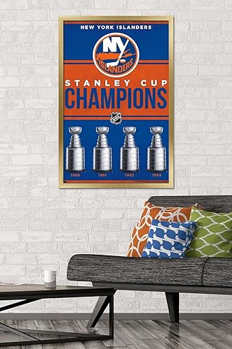 Miniatura 2 de Trends International NHL New York Islanders - Póster de pared de Champions 23, 22.37 x 34.00 pulgadas, versión enmarcada dorada