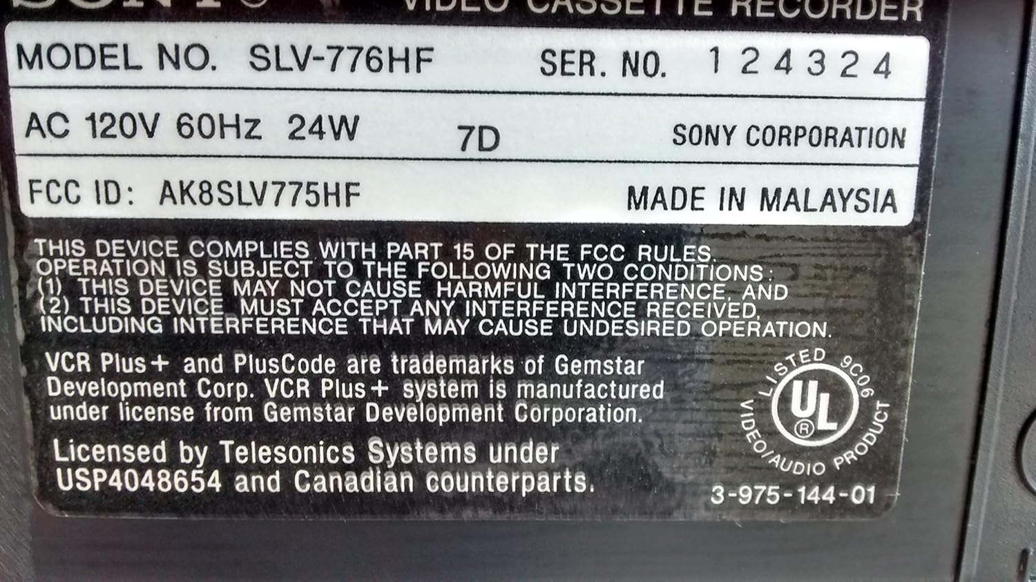 Sony SLV-776HF VCR Video Cassette Recorder, 4-Head Hi-Fi Stereo VHS HQ Player, Digital Auto Tracking/Auto Head Cleaner. Adaptive Picture Control. VCRplus+ (Renewed)