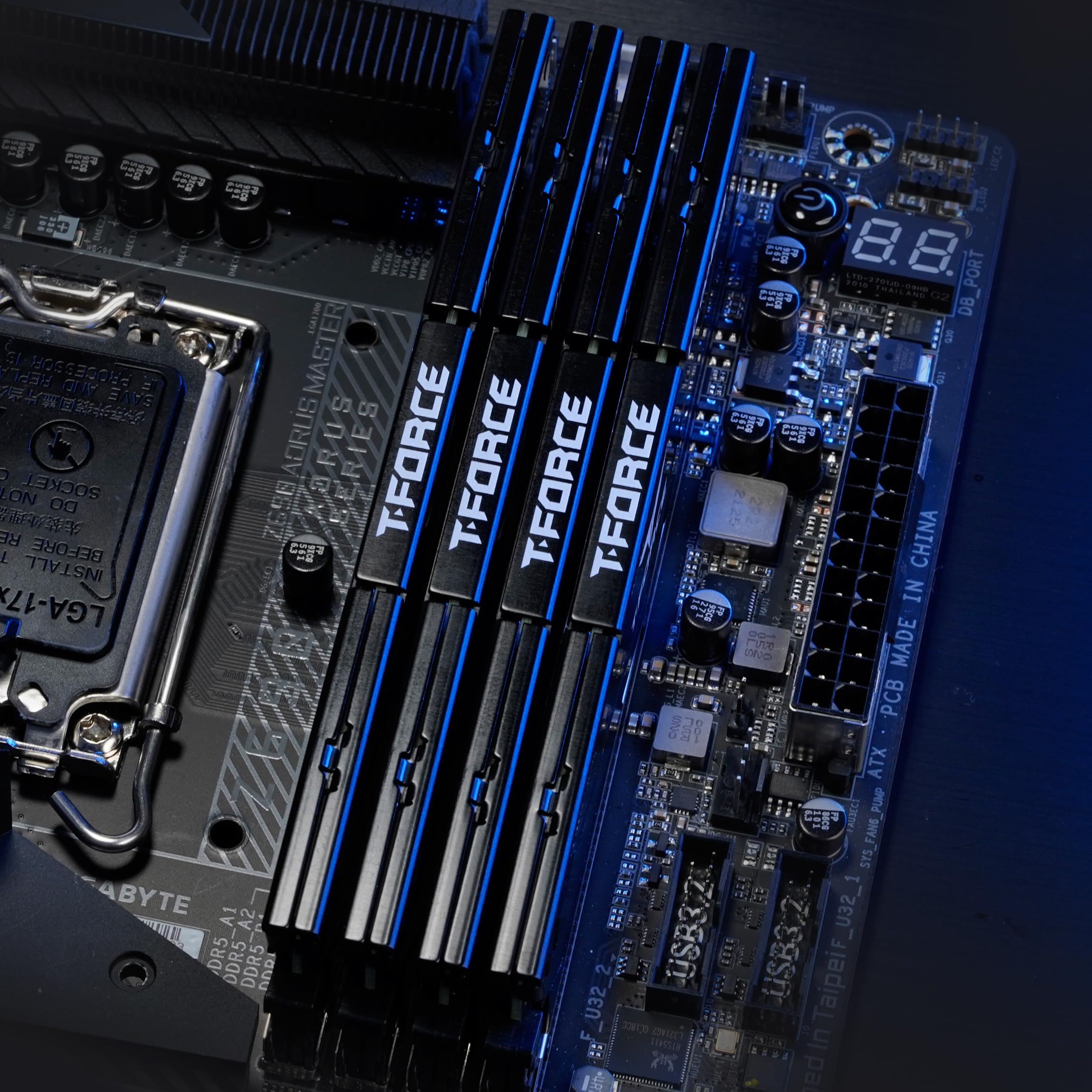 T-FORCE VULCAN DDR5 64GB (2x32GB) 6400MHz ゲーミングメモリ T-FORCE VULCAN DDR5 64GB (2x32GB) 6400MHz ゲーミングメモリ