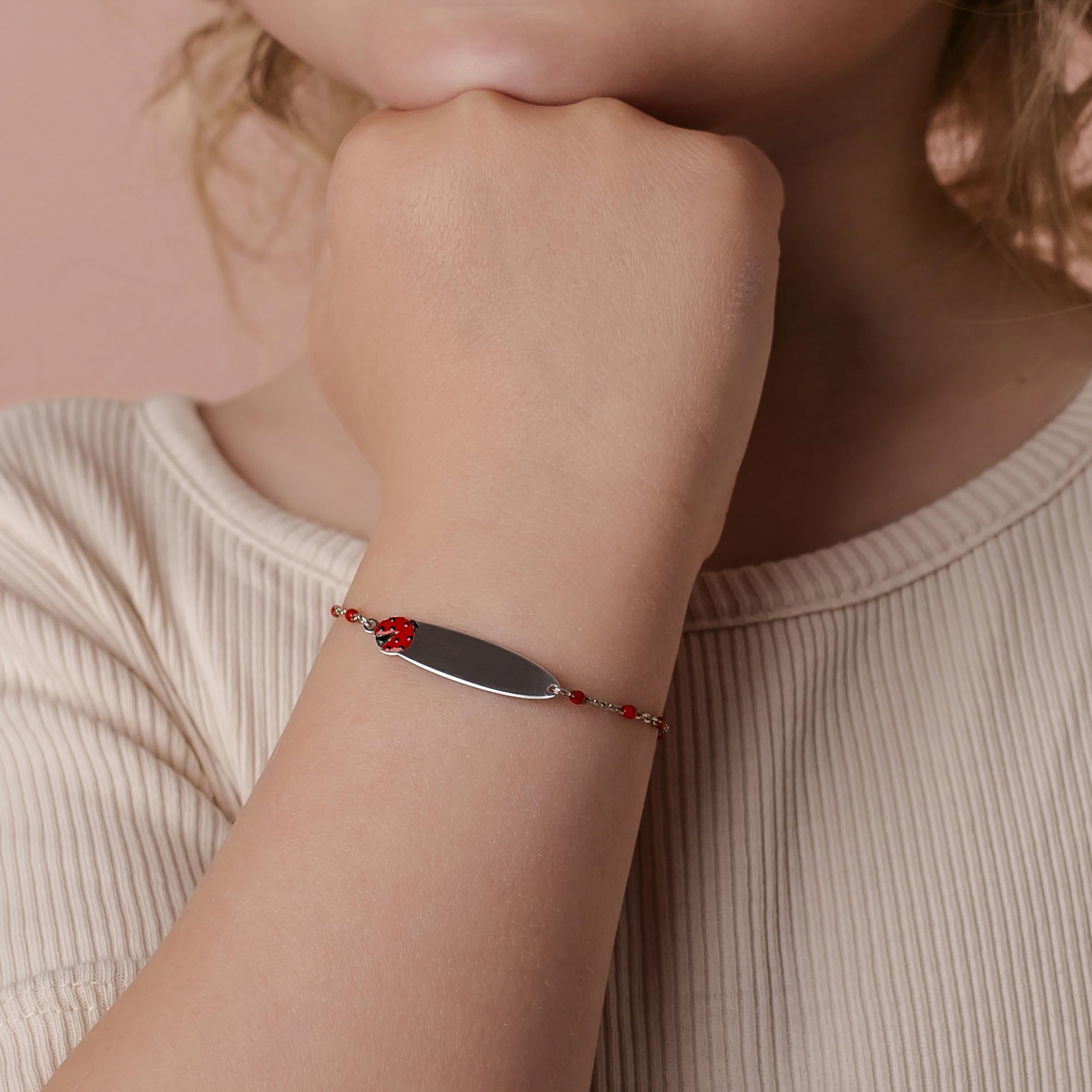 Bracciale Rosary in Argento 925 con Coccinella Smaltata e Piastrina Incidibile per Bambini Kids Collection + Confezione Regalo Personalizzata + Braccialetto per Nascita Comunione Battesimo Compleanno