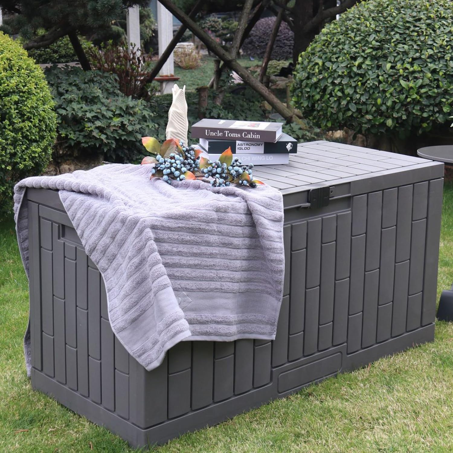 DowPie Deck Storage Box, Durable Resin Outdoor Organizer with Weatherproof Seal, Lockable Lid, Fits Patio Cushions, Garden Tools, and Pool Toys Easily 804D