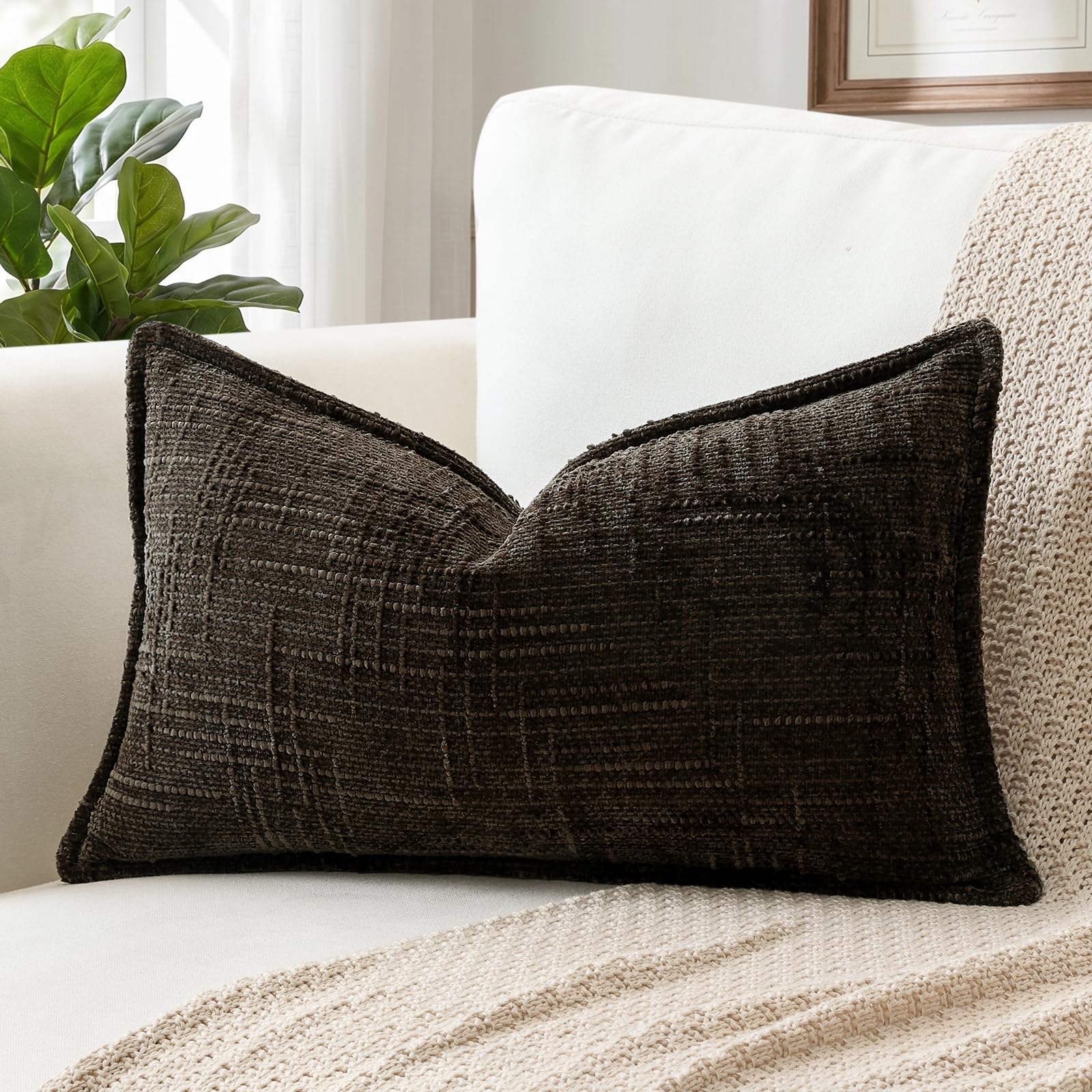 Sungeek Dark Brown Chenille Textured Decorative Cushion Cover, Soft Cozy Bound Edge Design Cushion Case, Solid Farmhouse Lumbar Pillow Case for Couch Sofa Bed Living Room, 30x50cm