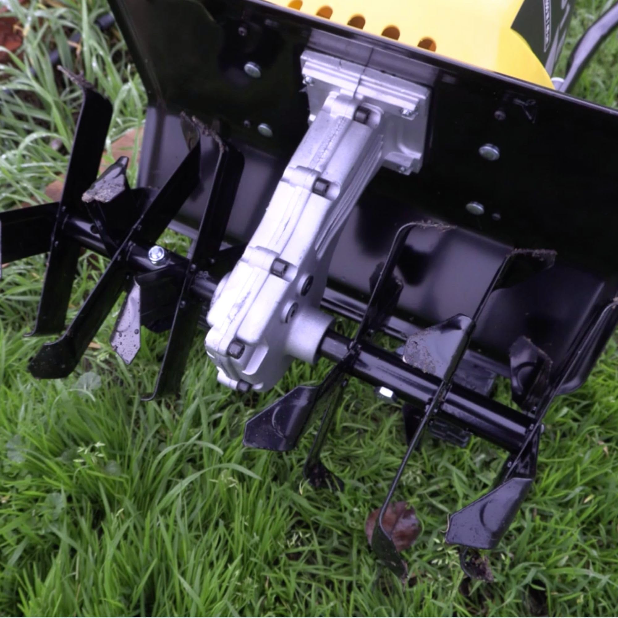 GARLAND MULE 561 E-V20 - Motoazada eléctrica 1.500 W, 6 fresas de 23 cm, ancho de trabajo 40 cm, ruedas de transporte, manillar plegable, 12,2 kg
