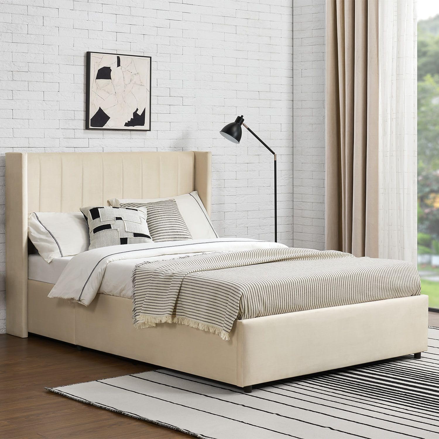 Juskys Lit rembourré Savona 120x200 cm avec Coffre, sommier à Lattes, Housse en Velours, Cadre de lit en Bois, jusqu'à 250 kg, Grande tête de lit, Beige