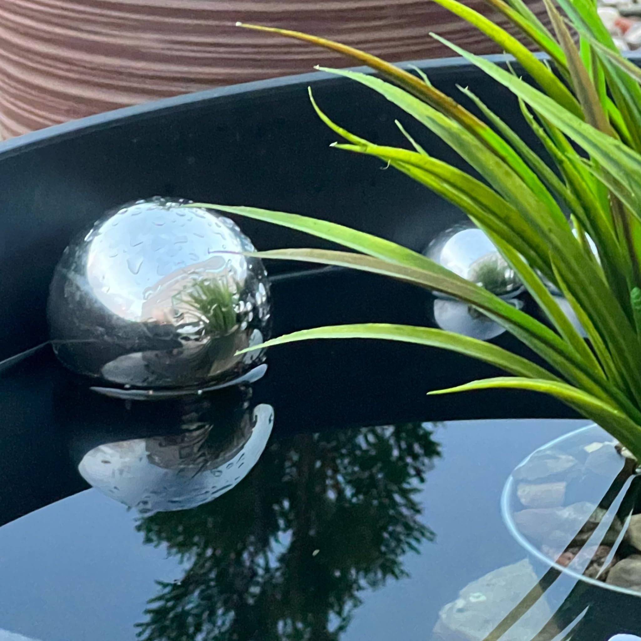 6 Stück Spiegelkugeln Edelstahl - Garten Deko - Reflektierend & Wetterfest