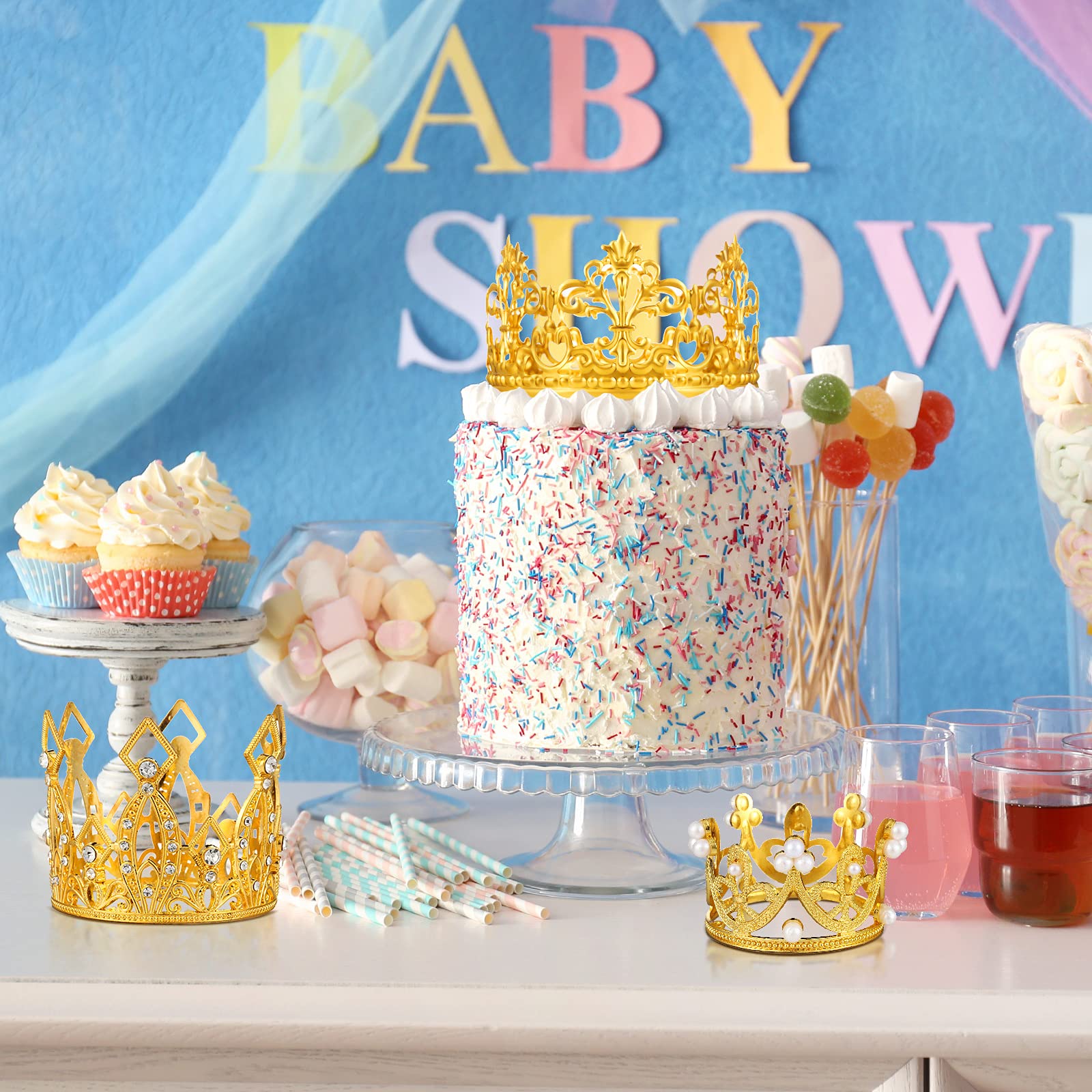 Amazon.com: 4 Pieces Gold Crown Cake Toppers Mini Crown Wedding Cake  Toppers Princess Cake Topper Small Crown for Royal Themed Baby Shower  Wedding Birthday Party Supplies : Grocery & Gourmet Food