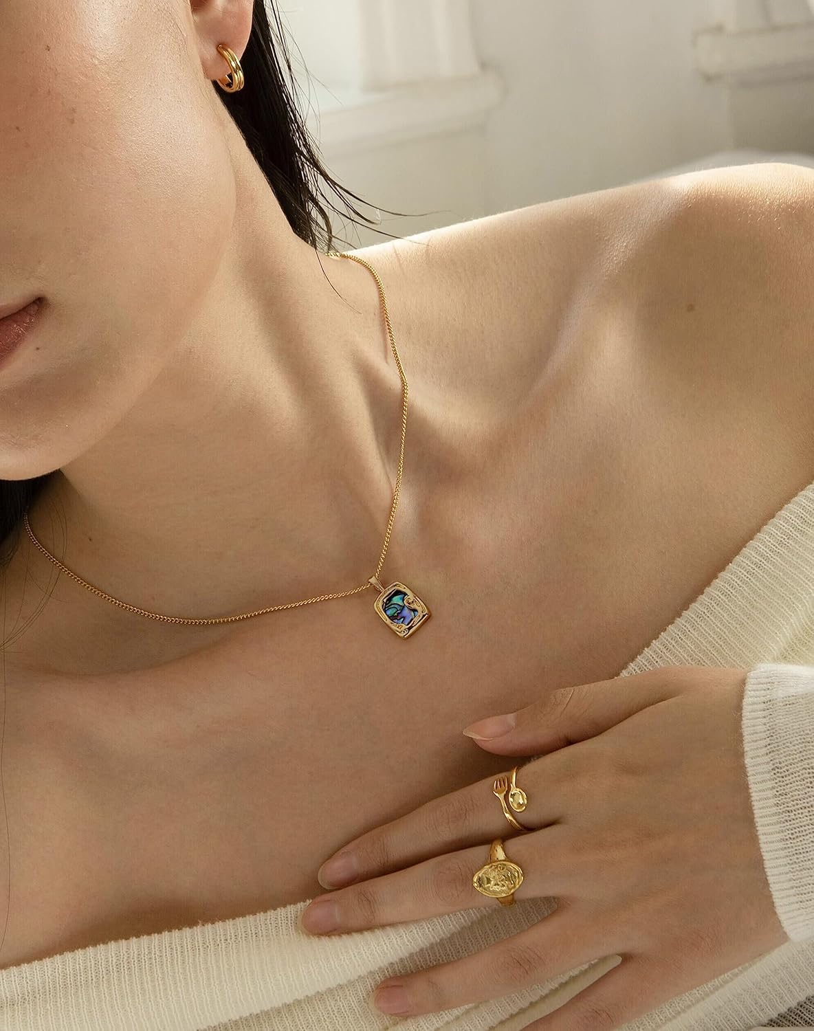 CANEVINKA 18K Gold Plate Coin Pendant Necklace for Women Dainty Compass Sunflower Necklaces Personalized Chain Layered Jewelry - Image 3