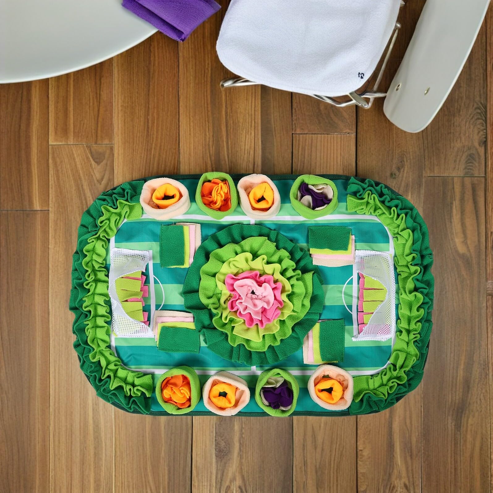 WOONEKY Tapis de Reniflage pour Petits Chiens Tapis Dactivité Interactif à Slow Feeding pour Instincts Naturels et Design Terrain de Football pour Entraînement et Jeu