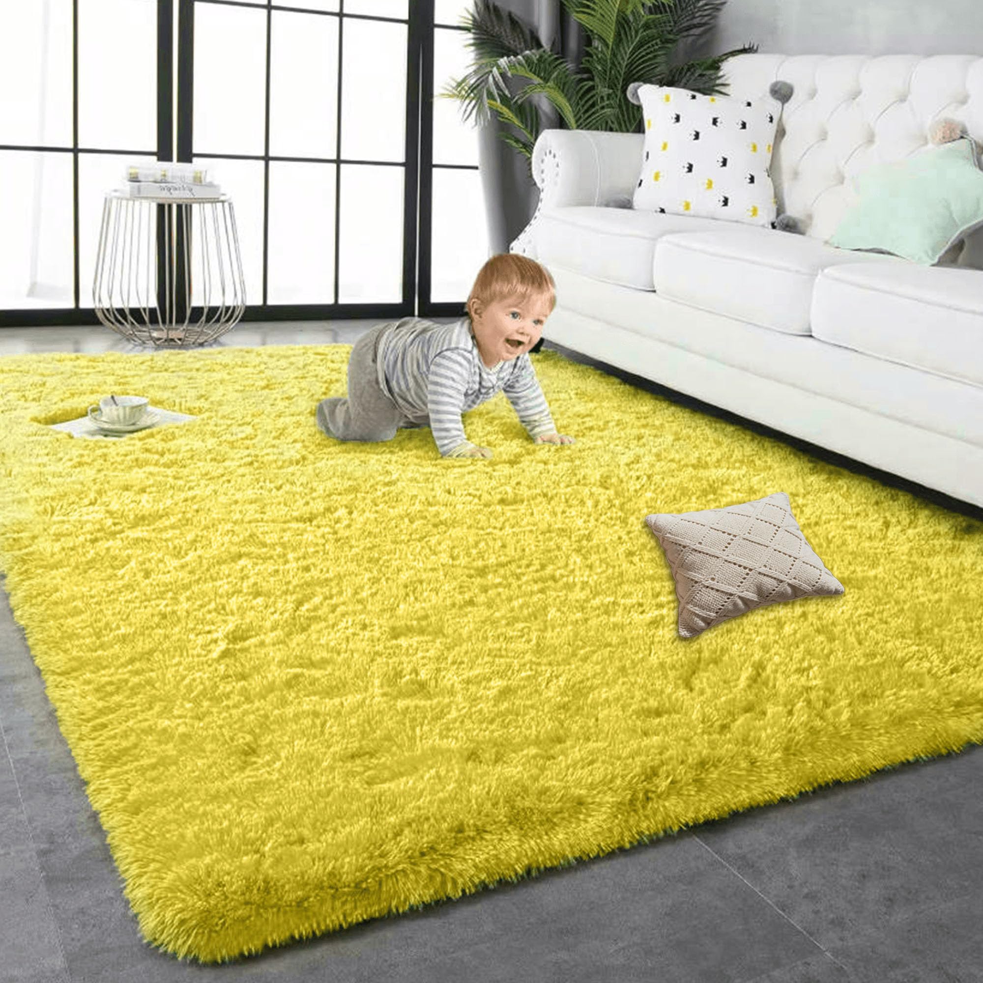 Tapis de salon moelleux jaune pour une ambiance cocooning dans la chambre