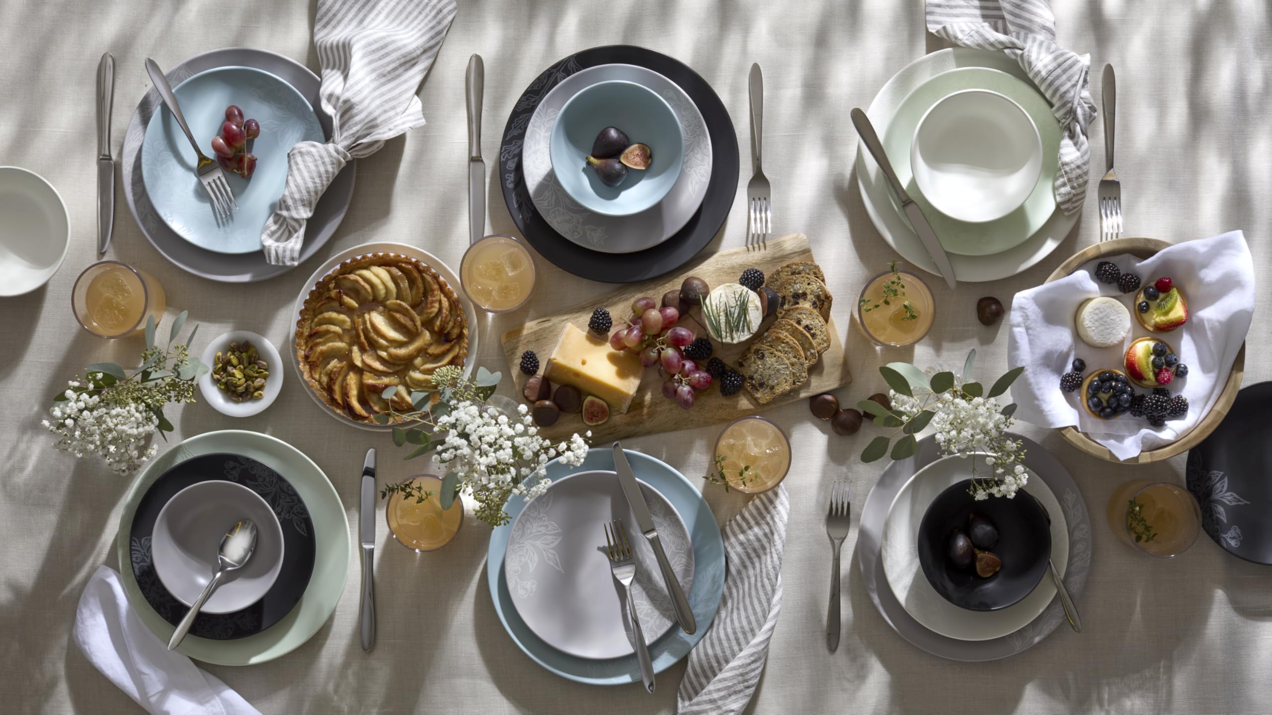 【Oneida】 メロンフォルムのティーサービス 4点 Oneida】 メロンフォルムのティーサービス 4点 Vintage ONEIDA