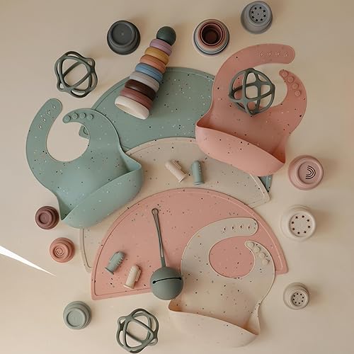 Miniatura 5 de mushie Mantel individual de silicona para niños, diseño antideslizante sin BPA (Cambridge Blue Confetti)