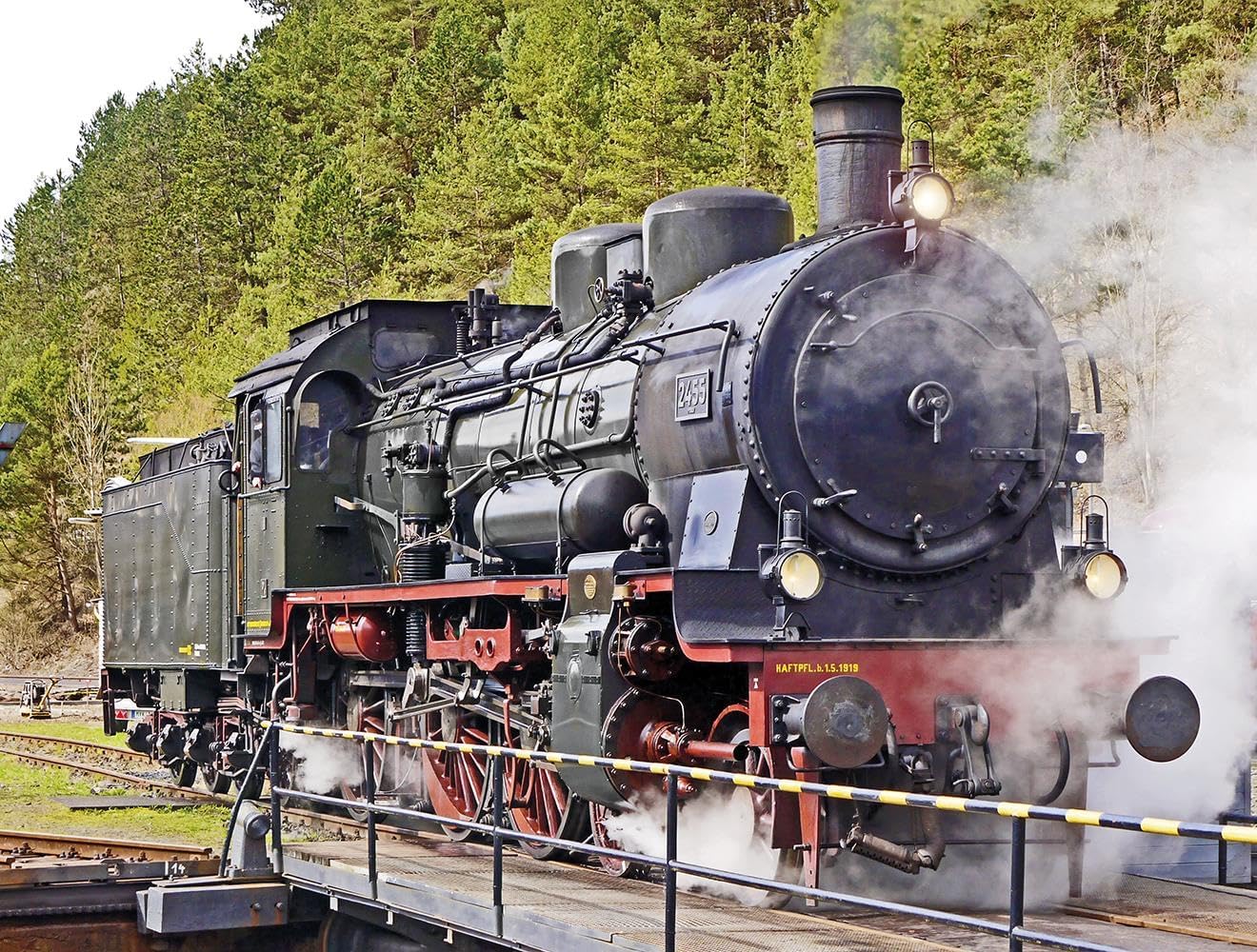 DRG Class 38 Steam Locomotive 2455 – 1000 Piece Jigsaw Puzzle for Adults – Vintage Train for Railway Enthusiasts & History Lovers – Scenic Countryside Steam Engine