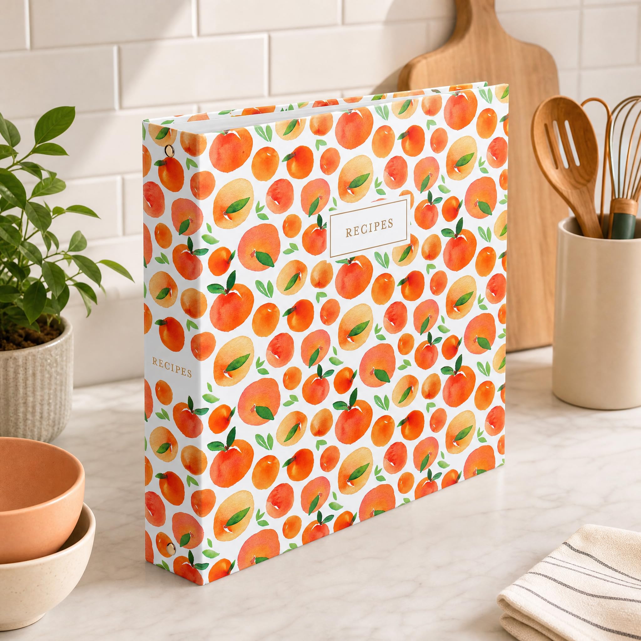 Jot & Mark Raccoglitore per ricette a 3 anelli, 21,6 x 27,9 cm, robusto, con maniche trasparenti a prova di fuoriuscite, 30 pagine per ricette scritte e stampate, divisori a schede, Peach Dream
