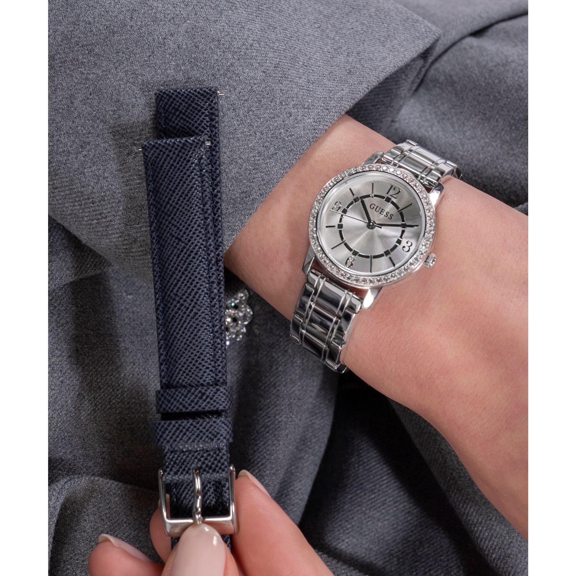Guess Damenuhr GBS Melody Special Pack + Extra Strap (Ø 28 mm) - Marke: Guess - EAN: 0091661544293