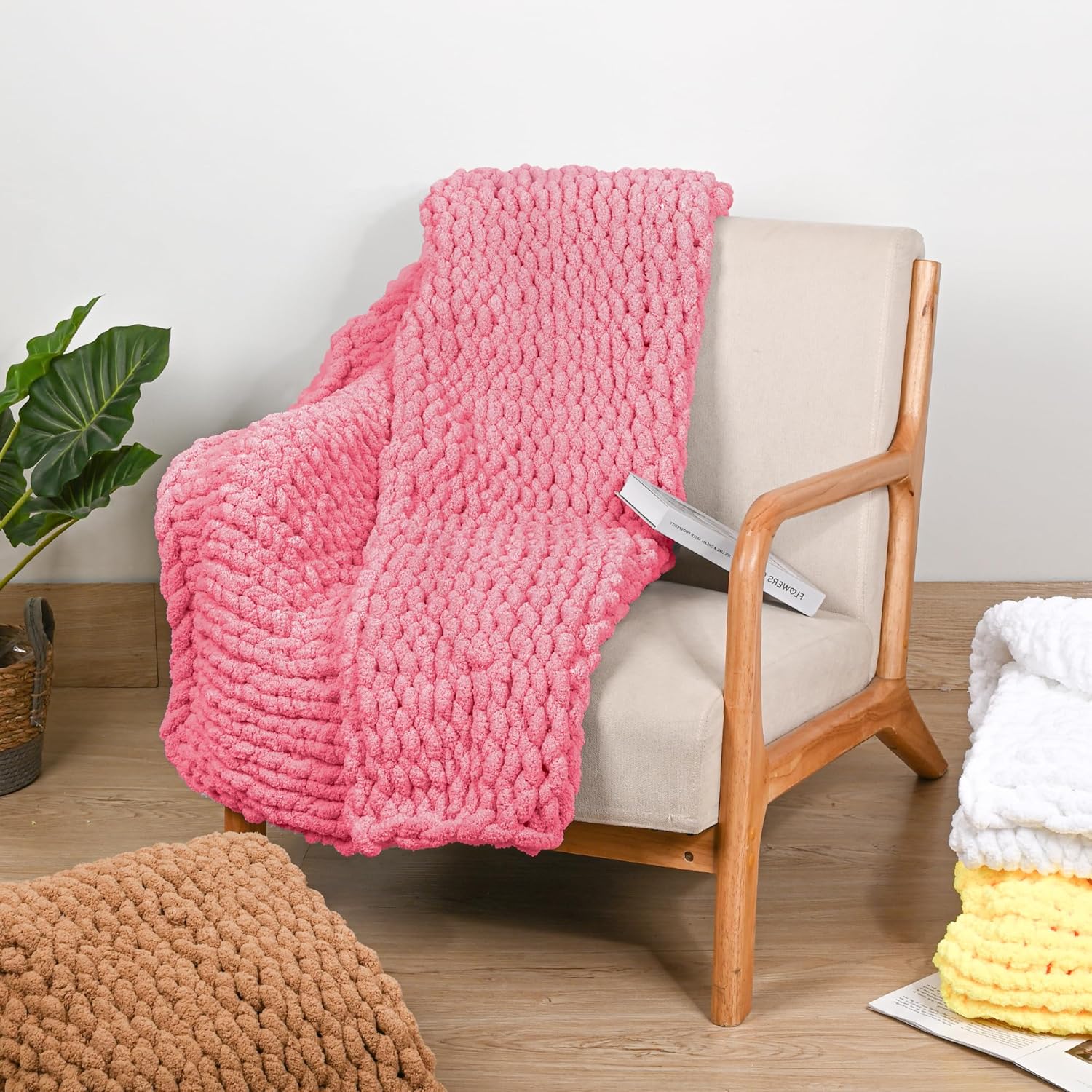 8 Packs Jumbo Chenille Chunky Yarn, 2045g (72oz) 245 Yards (224m) for Crocheting & Knitting, Handcrafts & Blanket Yarn (Pink, 8 Pack)