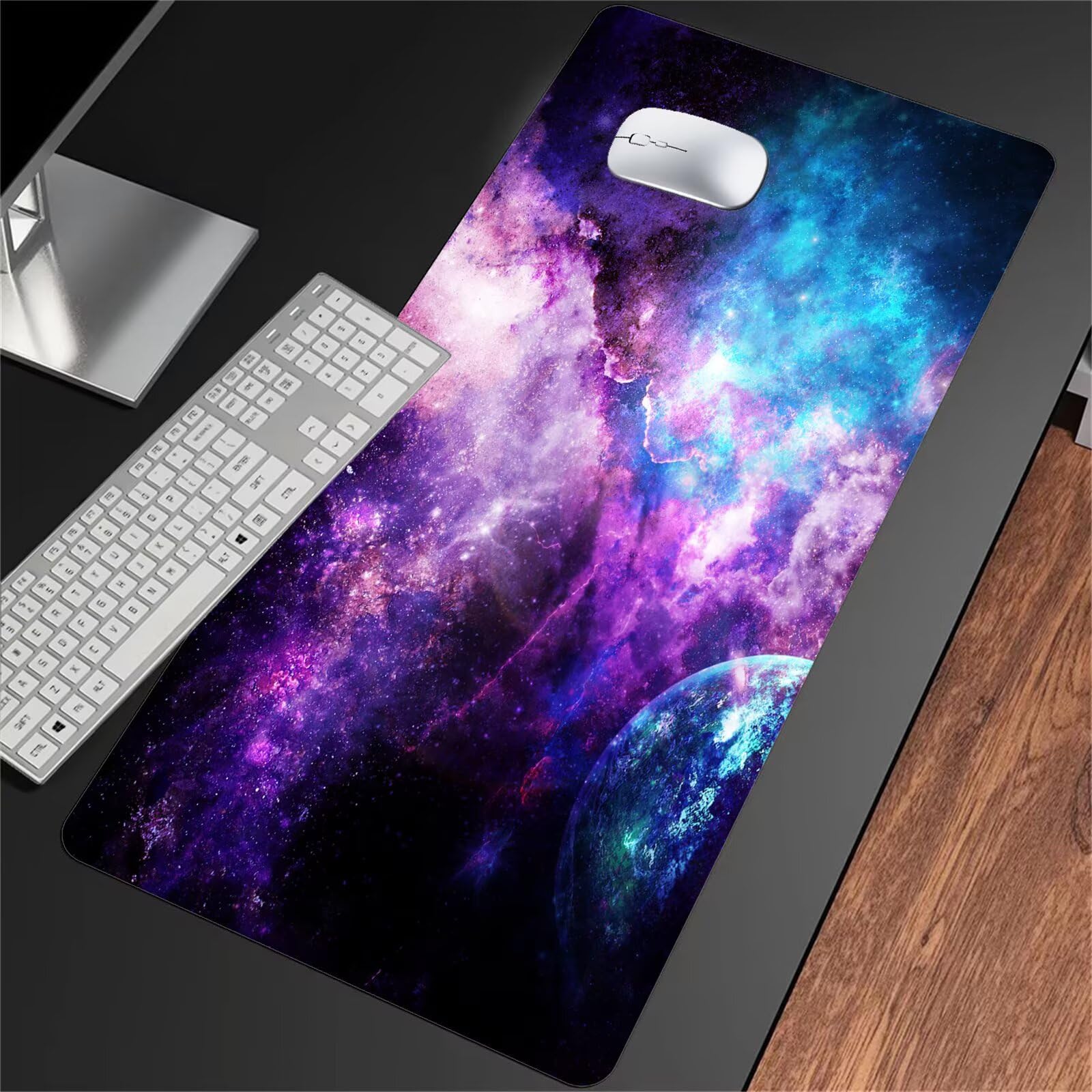 Duża podkładka pod mysz do gier 900 x 400 x 2 mm podkładka pod mysz XXL, podkładka pod mysz do gier z przeszytymi krawędziami i antypoślizgową gumową podstawą, do domu i biura (fioletowe gwiaździste