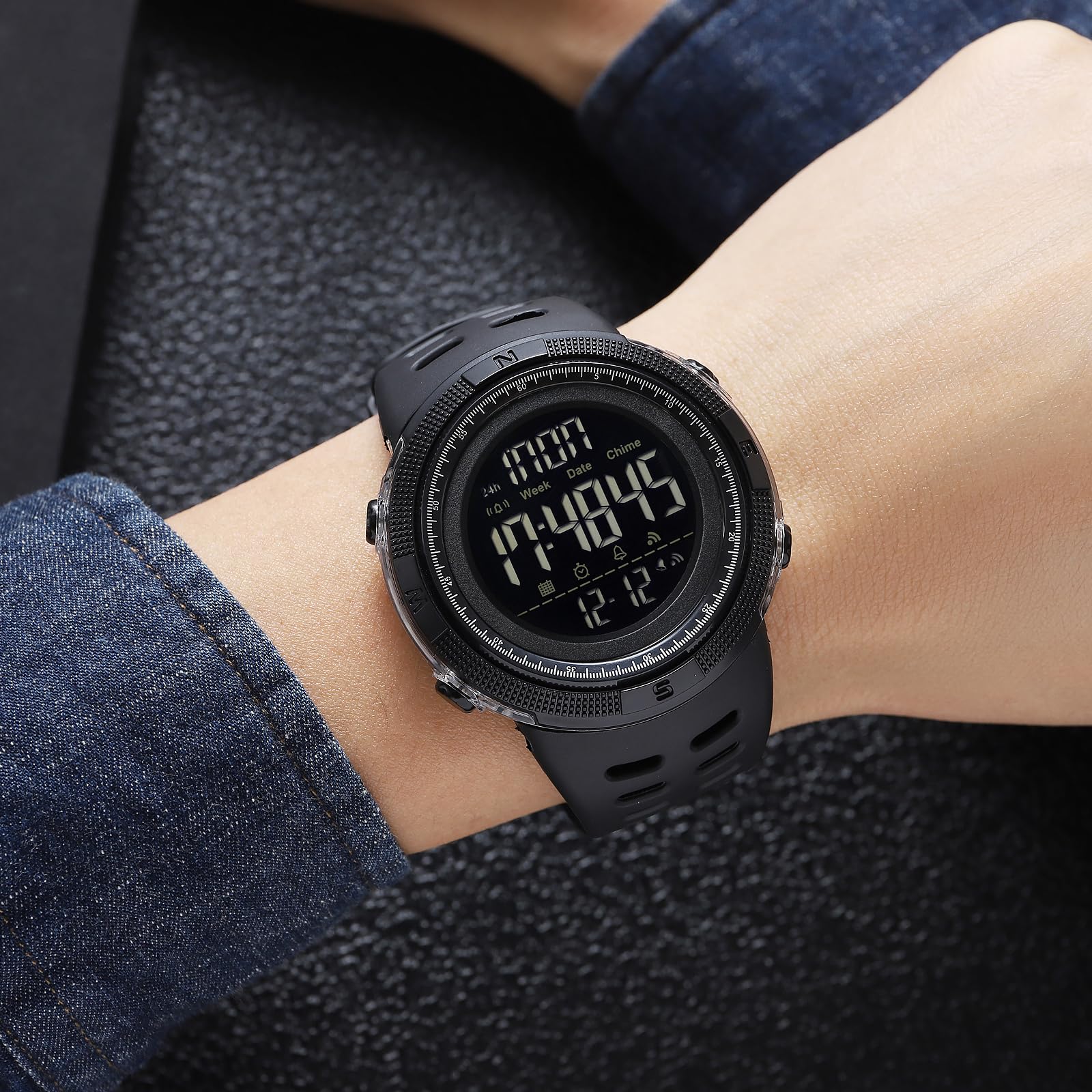findtime Reloj de pulsera digital para hombre con números grandes, resistente al agua, 50 m, reloj militar, reloj deportivo digital, reloj de camuflaje para hombre, con alarma, fecha de 12/24 horas,
