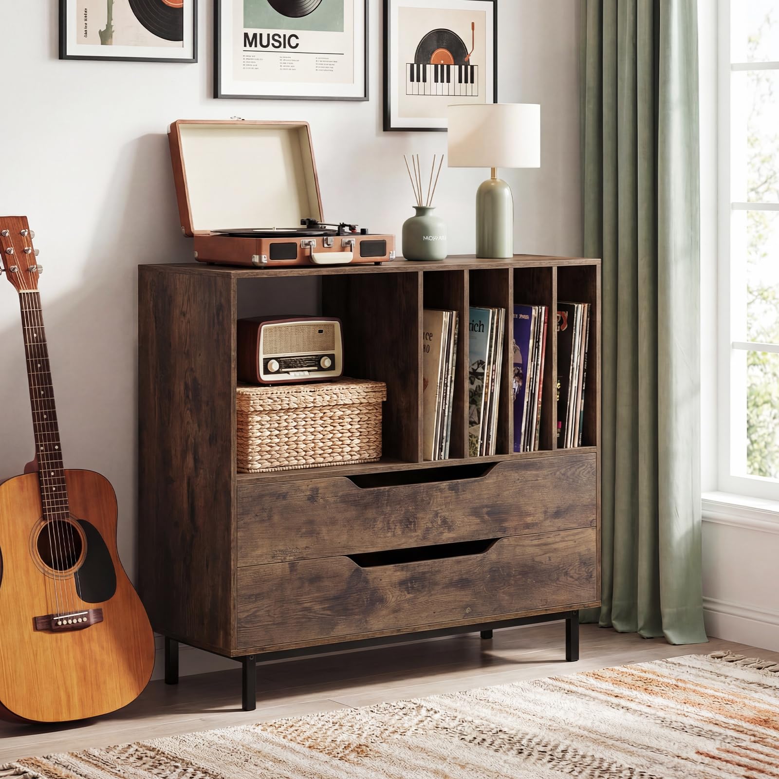 GIANTEX Meuble Platine Vinyle, Support pour Vinyles avec Compartiments Ouverts, 4 Séparateurs, Pieds Métalliques et Tiroir, Étagère pour Disques en Bois pour Salle de Musique, Salon (Marron)
