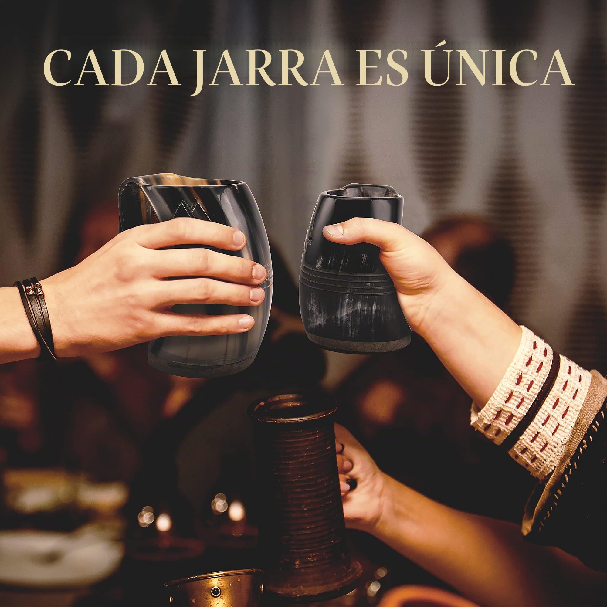 VIKING CRAFT® Jarra Vikinga Con Cuerno de 600 ml - Odin y 2 Vasos Para Aguamiel - Decoración Medieval, LARP, Cuencos