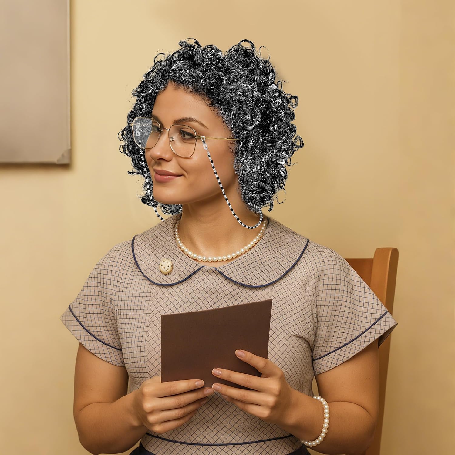 Huskein Old Lady Costume for Kids, Dark Gray Curly Wig Glasses Wig Cap Pearl Necklace Bracelet for 100 Days of School Costume