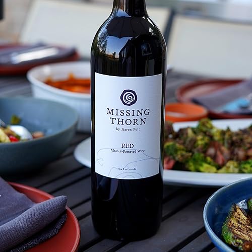 Miniatura 7 de Missing Thorn Vino de Malbec rojo con eliminación de alcohol de Aaron Pott  Sip Clean vino sin alcohol con ricas notas de cereza negra y ciruela