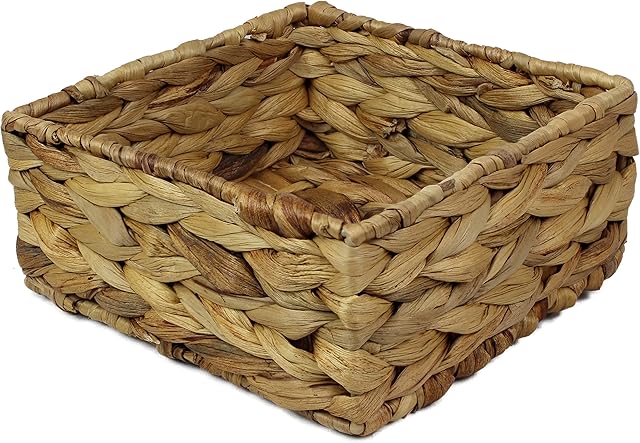 Square Water Hyacinth Small baskets for storage Natural colour wicker basket shelves open Decorative gift box Small bathroom mini tray makeup bathroom Kitchen organiser (Medium 18cm, 1 x Basket)