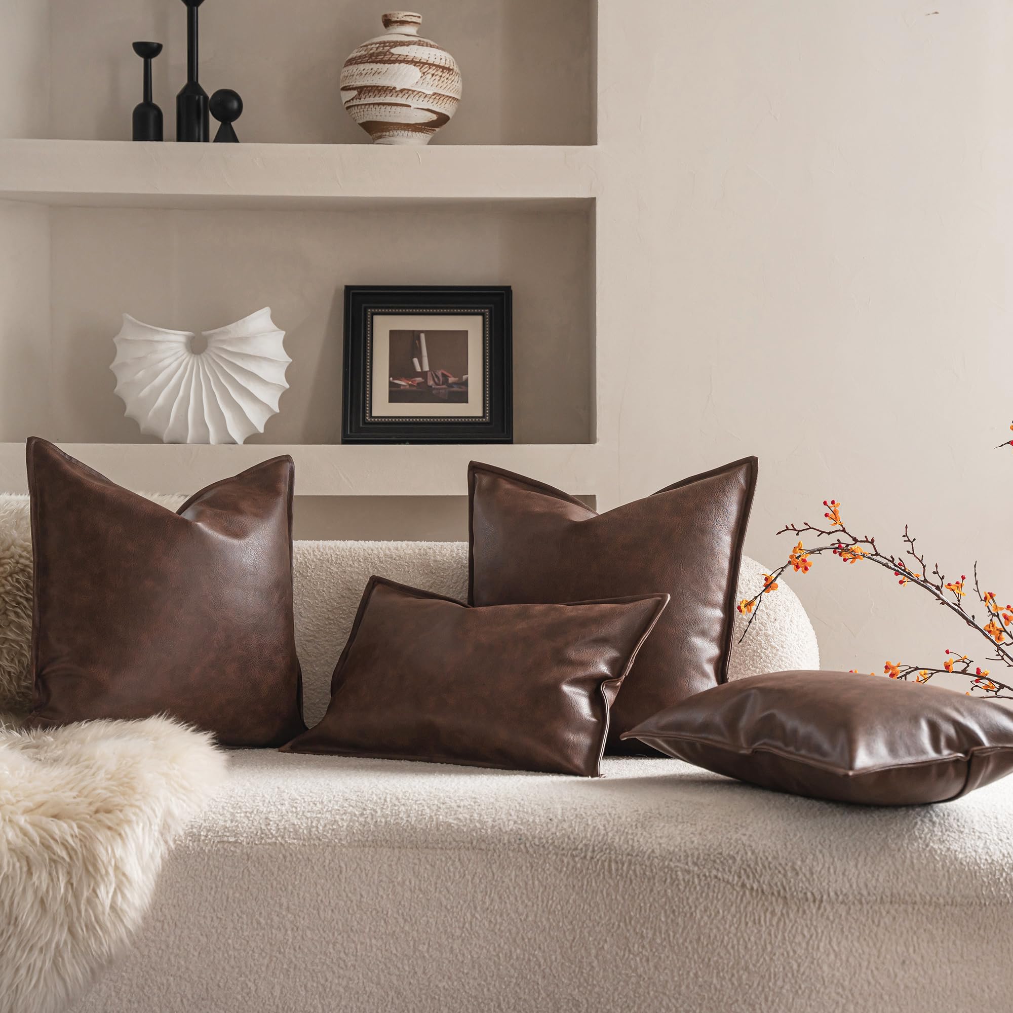 Neelvin Lot de 2 housses de coussin décoratives modernes en similicuir uni pour lit, canapé, 30,5 x 50,8 cm