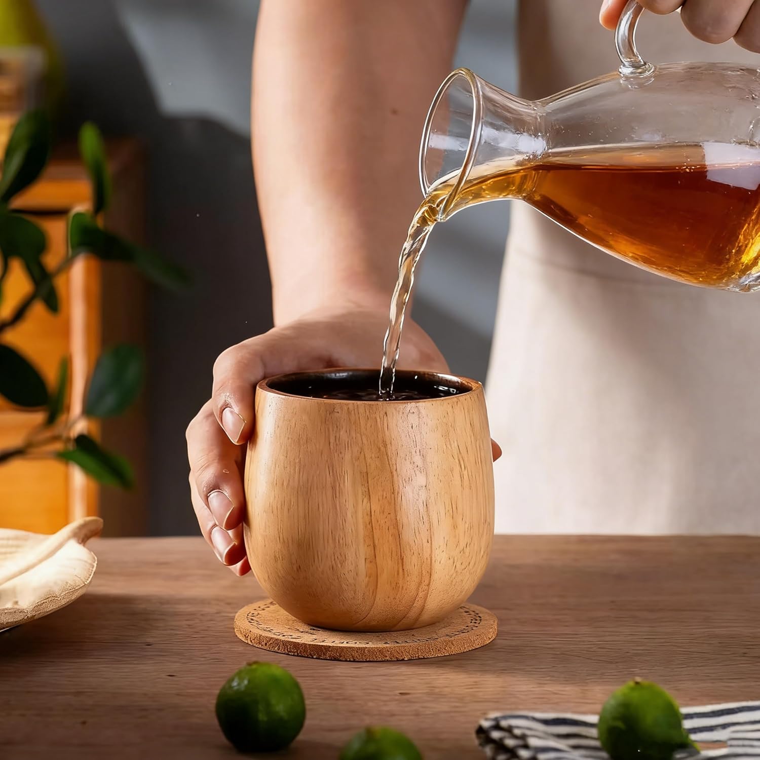 Charred Wooden Whiskey Glass Set – 2-Pack 12oz Handcrafted Bourbon Glasses with 4 Stainless Steel Chilling Cubes – Unique Whiskey Gifts for Men, Dad, Husband, Brother（White）