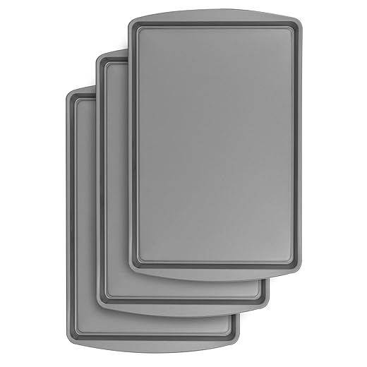 G & S Metal Products Company BakerEze Medium Non-Stick Cookie Pan, 16.9''L x 10.7''W x 0.8''H, Pack of 3, Grey