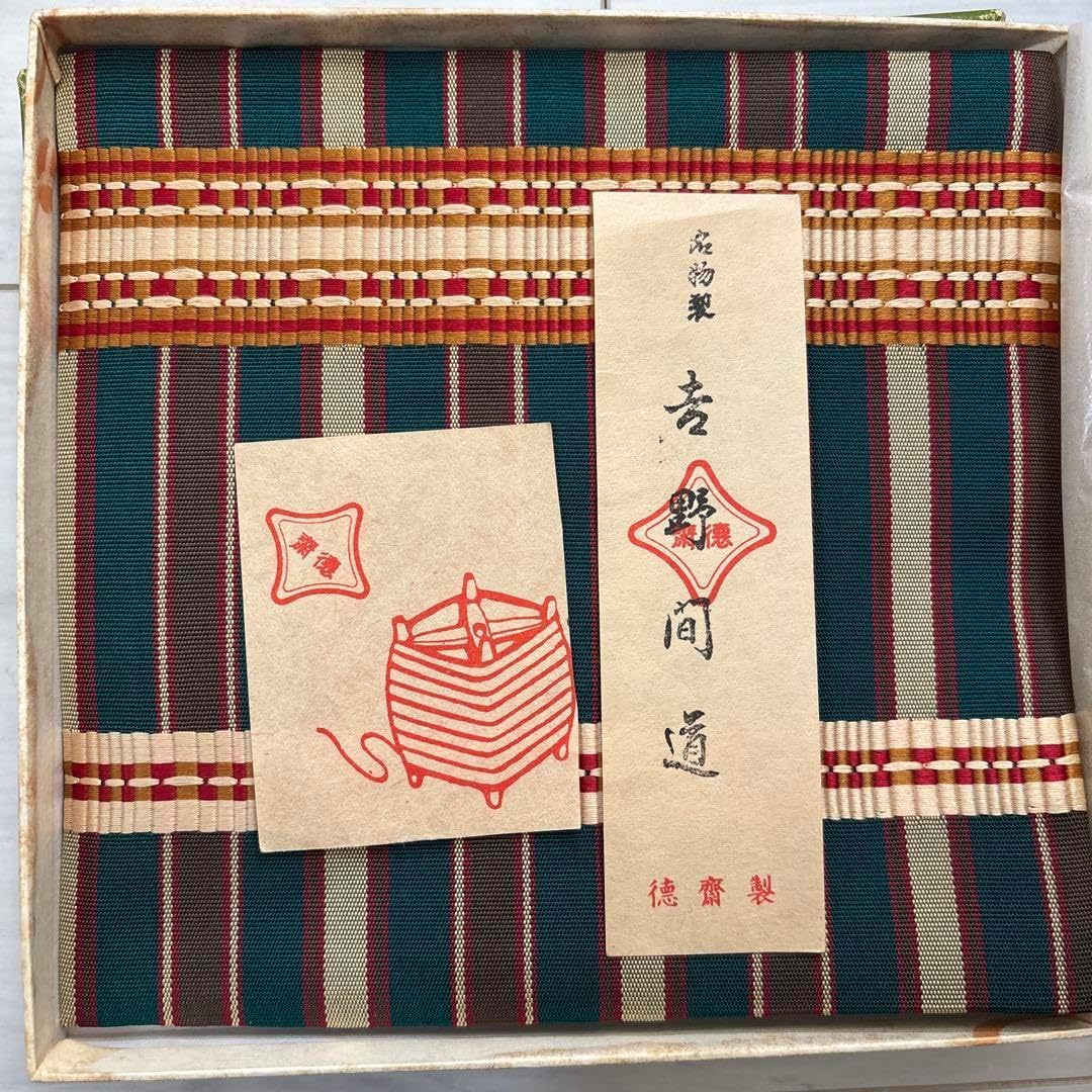 Titleist キャディバッグ 黒白✴︎早い者勝ち✴︎最終値下げ✴︎ 秋の