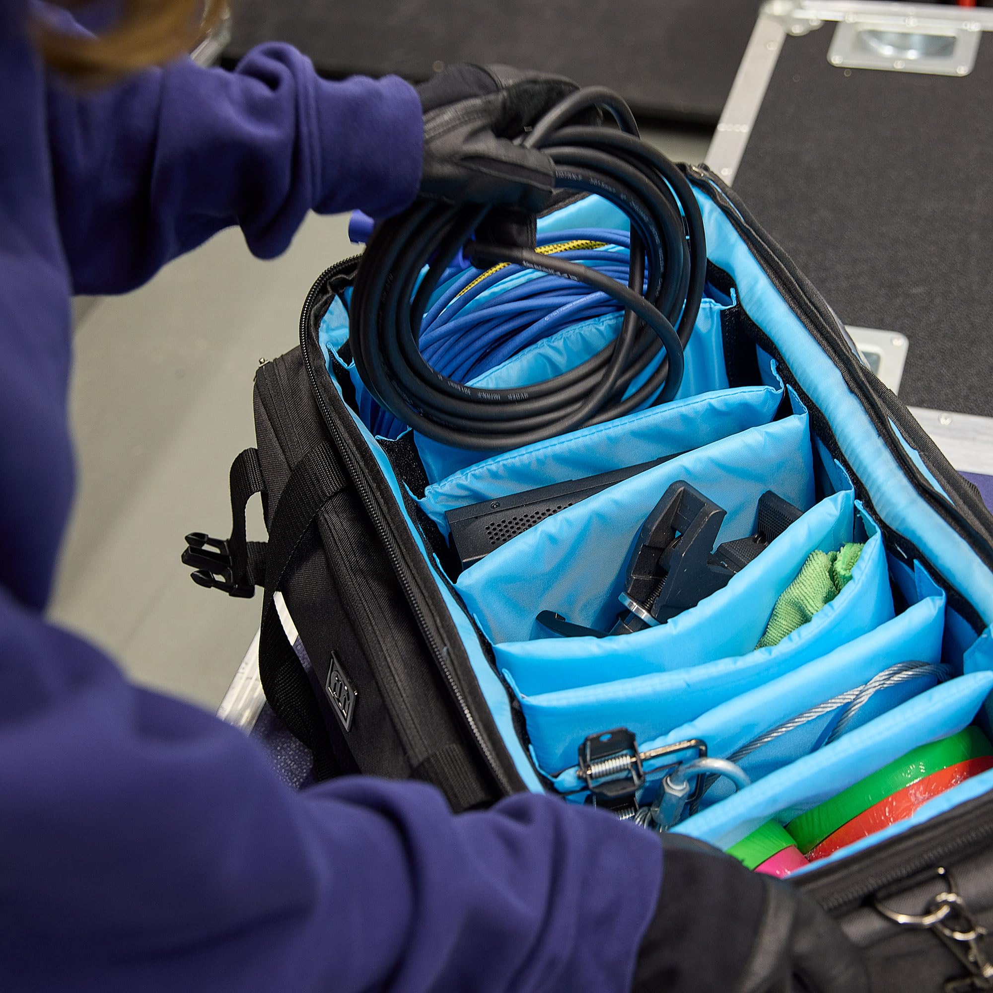 Adam Hall Cables ORGAFLEX CABLE BAG PRO Borsa organizer imbottita per cavi e accessori | versione professionale
