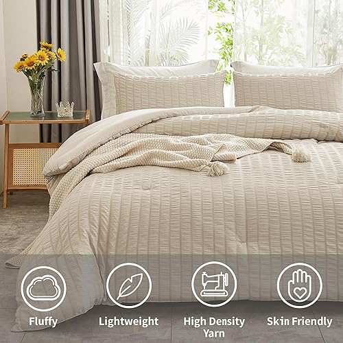 Miniatura 2 de AveLom Juego de edredón beige de seersucker tamaño King (104 x 90 pulgadas), 3 piezas, 100% microfibra lavada suave, edredón ligero con 2 fundas de