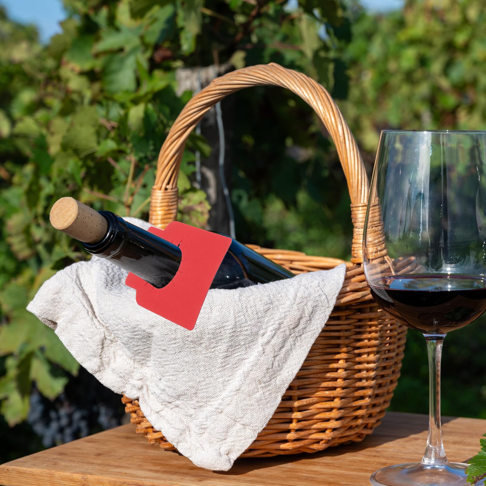 QUARKZMAN 200Pz Etichette Bottiglia Vino, Etichette Appese al Collo Bottiglia per Conservazione Cantina, Etichette Appese per Nome, Anno, Note di Degustazione (2.2x3.5, Nero)