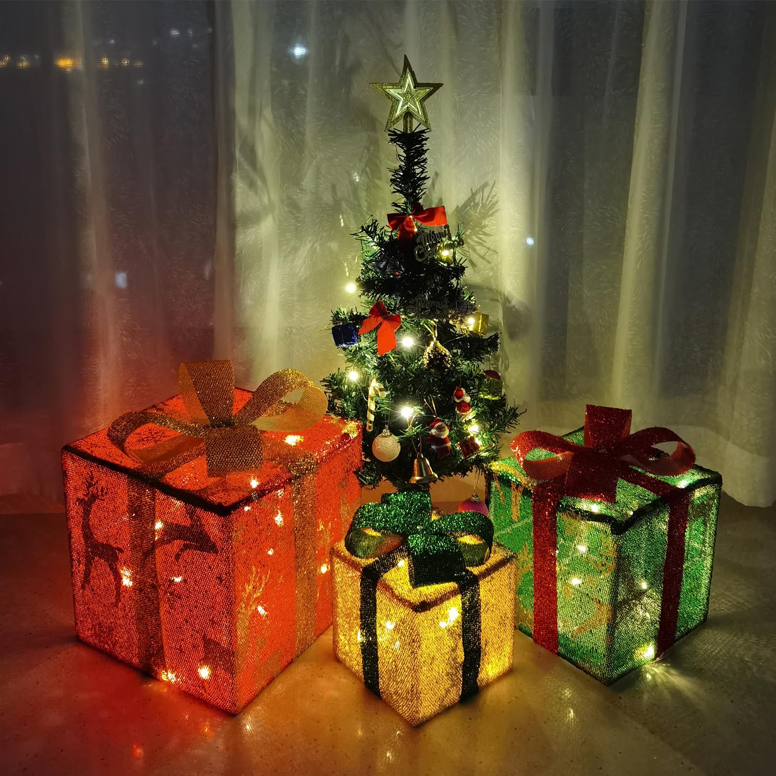 Lighted Christmas Boxes, Set of 3 Christmas Lighted Gift Boxes, 60 LED Present Box Decorations, Indoor Outdoor Decorations with Ribbon Bows