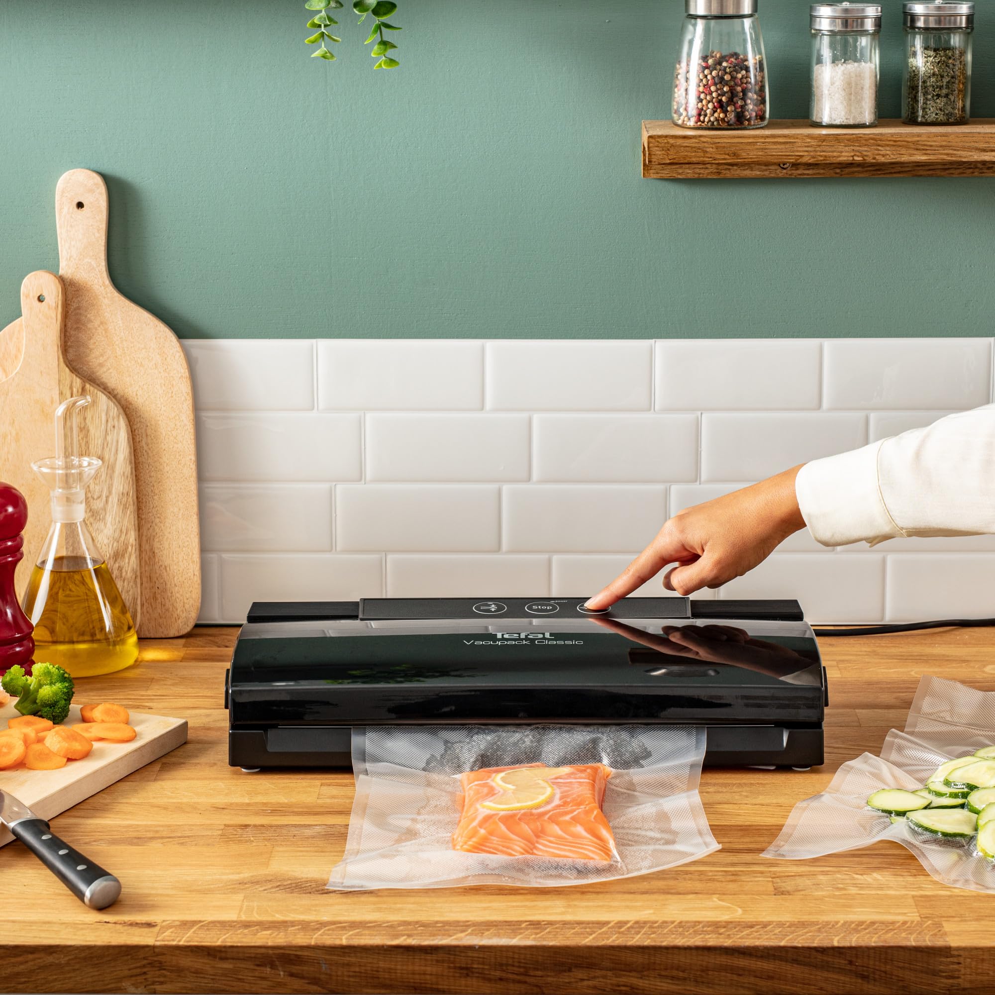 Machine mise sous vide Tefal Vacupack Classic, scelleuse sous vide, conserve la fraîcheur des aliments, utilisation facile, rangement facile, kit de démarrage, 18sachets inclus, VT254070