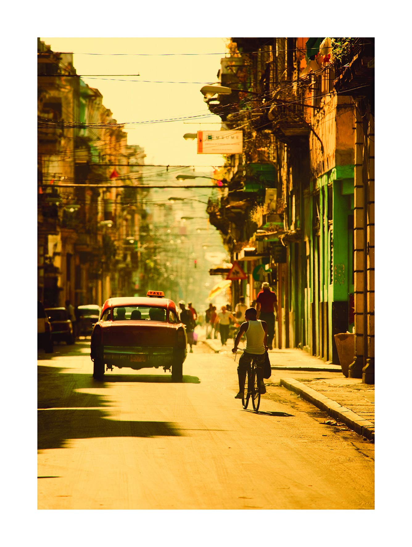 Komar Wall Picture Cuba Streets Poster Picture Living Room Bedroom Decoration Art Print Without Frame Available in 3 Sizes, , Colourful, 30 x 40 cm