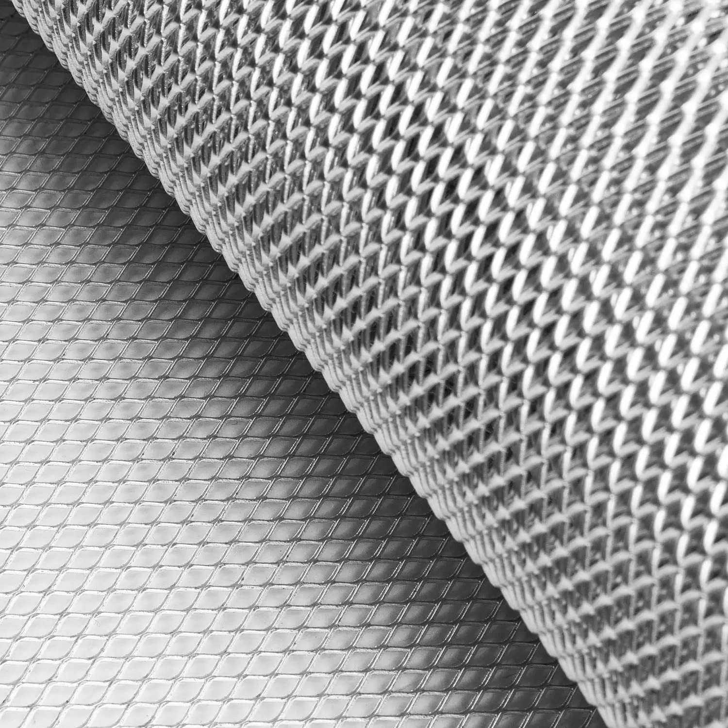 Rejilla de Coche de automóvil de 100 * 33 cm, Rejilla Central Universal Malla Rejilla de Aleación de Aluminio,forma de rombo de 3 x 6 mm + 2 ganchos para asiento (plata)
