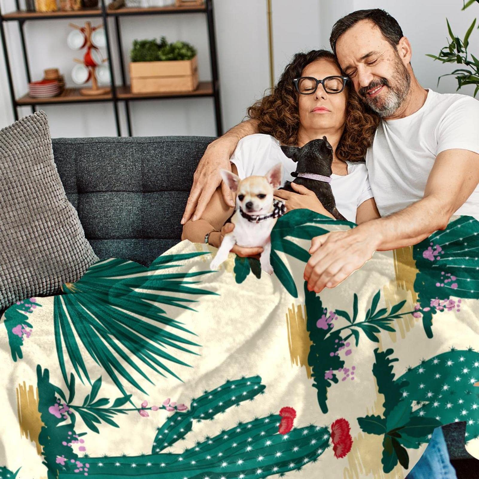 Fleece-berwurfdecke mit Kaktus-Blume, fr Couch, leicht, flauschig, Plsch  : Amazon.de: Kche, Haushalt & Wohnen