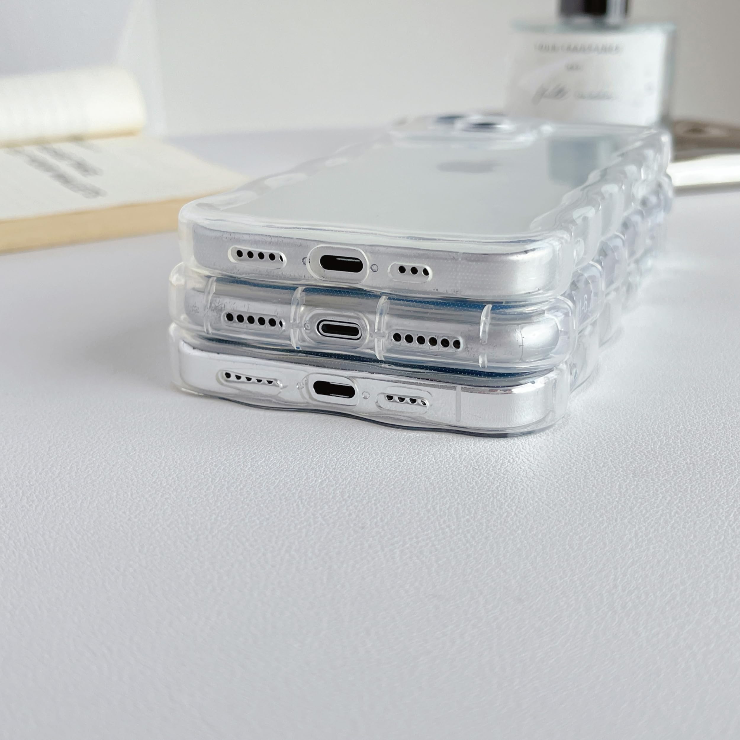 ⭐️iPhone 15 Plus ケース 波状フレーム うねうね　ストラップ付き Amazon.co.jp: ZTOFERA iPhone 15 Plusケース用、クリア可愛い